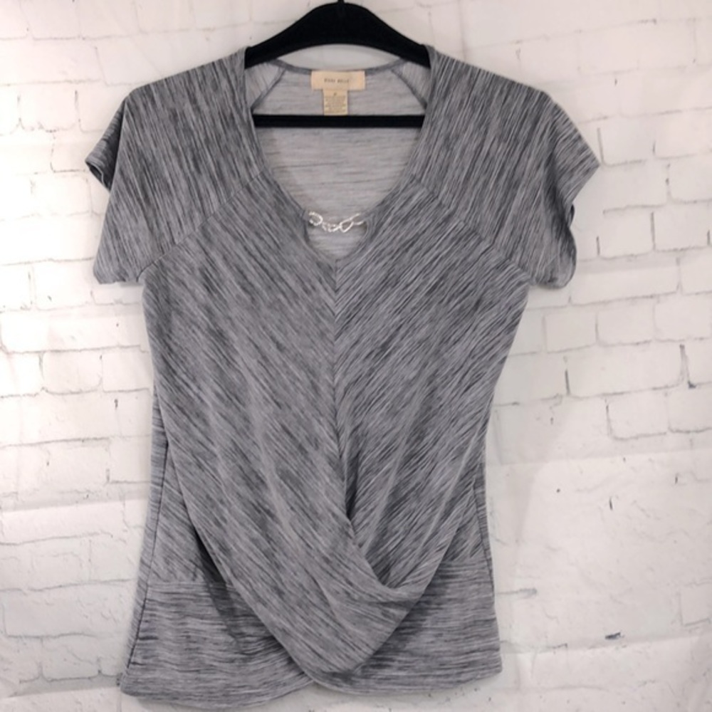 Gray top with metal trim on front
